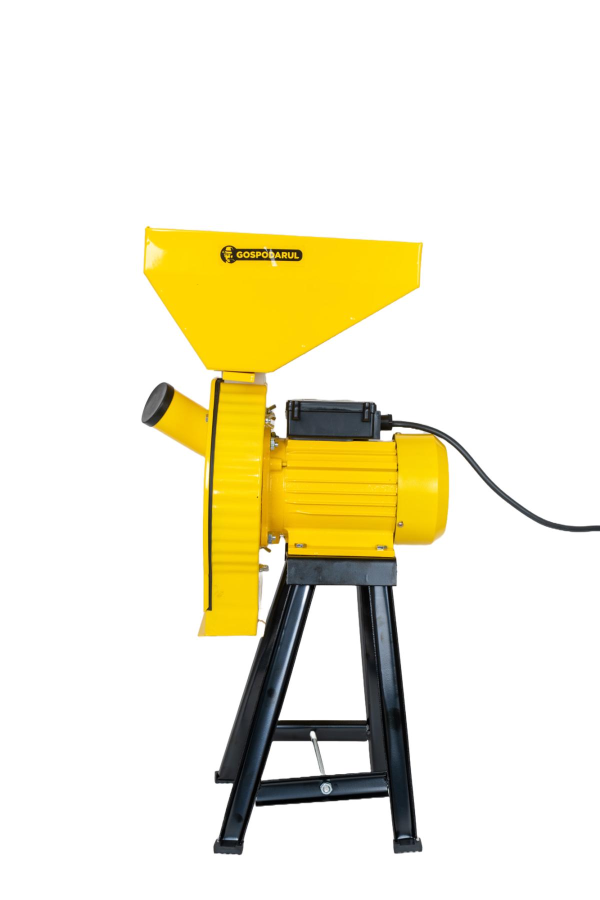 moara-pentru-cereale-si-stiuleti-gospodarul-3900w. moara-pentru-cereale-si-stiuleti-gospodarul-3900w.