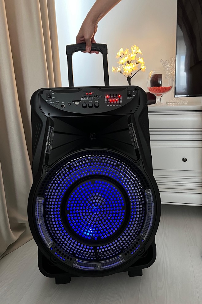 boxa-activa-100w-rms-bluetooth-microfon-wireless--radio-fm boxa-activa-100w-rms-bluetooth-microfon-wireless--radio-fm